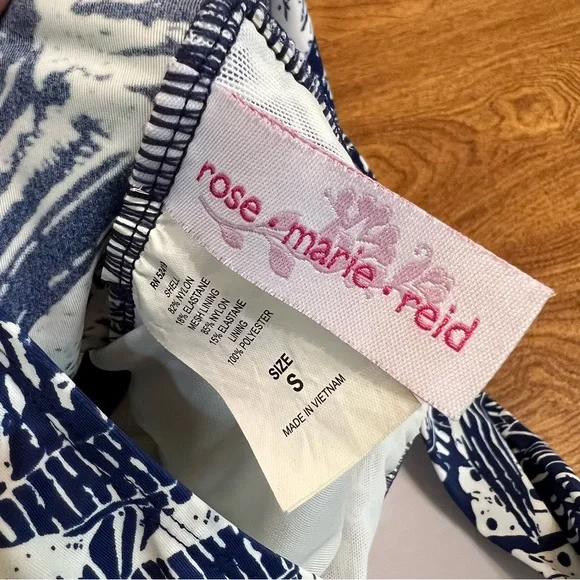 Rose.Marie.Reid Blue white Floral Tropical Print Swimsuit size S - Picture 4 of 9